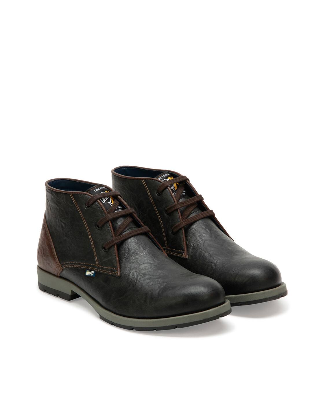 black casual boots