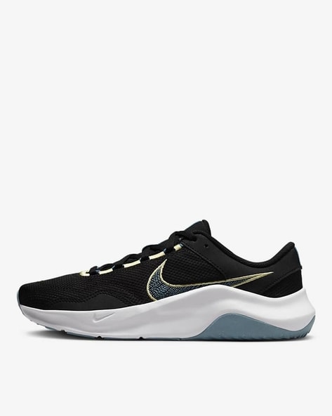 Nike essential training outlet shoe