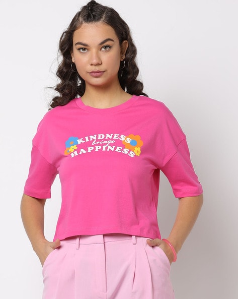 fuschia t shirt