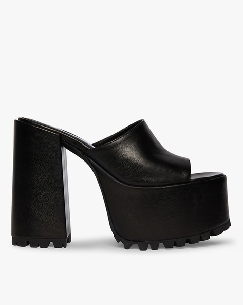 Steve madden best sale black chunky sandals