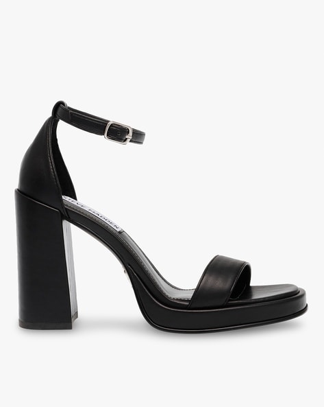 Steve madden black online and white platform sandals