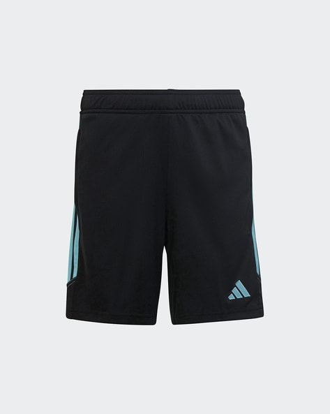 Short best sale adidas essentials