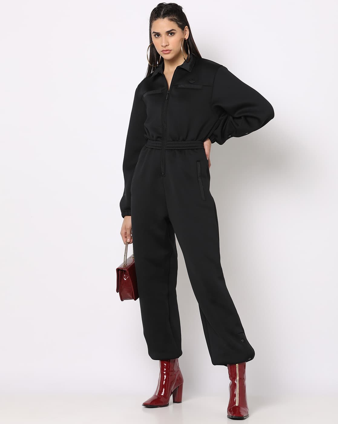 -1117Wx1400H-469210916-black-