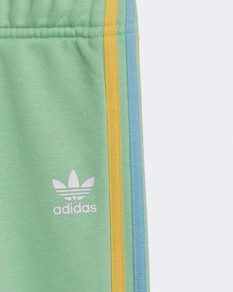 Adidas off 2025 white tracksuit