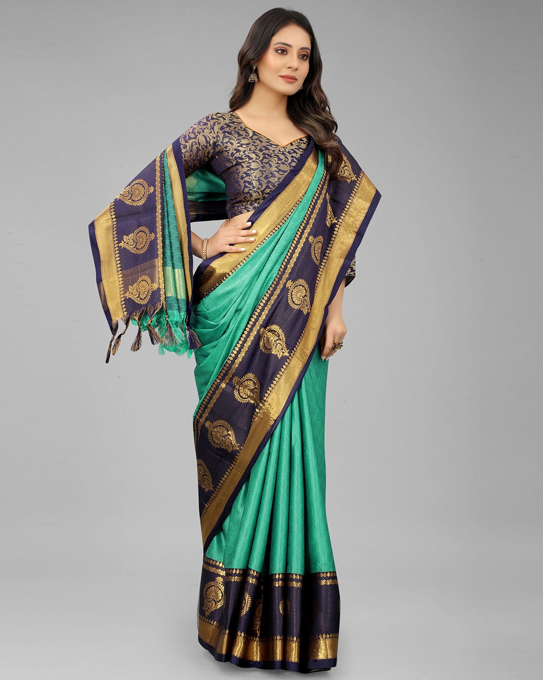 Buy Teal Sarees for Women by Dwini Online