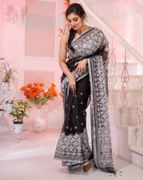 Page 6 | Black Zari Sarees: Buy Latest Designs Online | Utsav Fashion