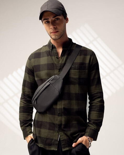 Slim Fit Sling Bag Black