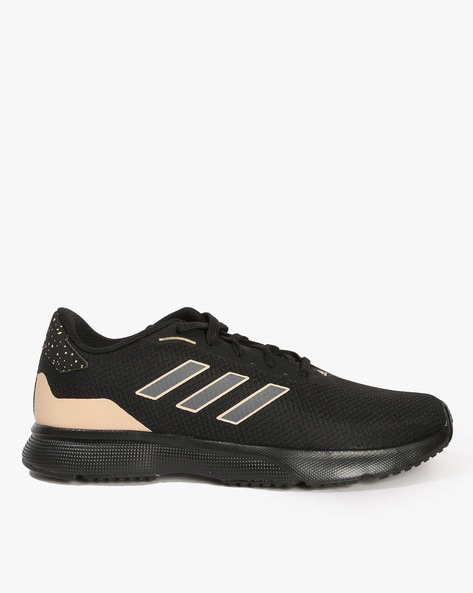 Adidas shoes outlet price 4299