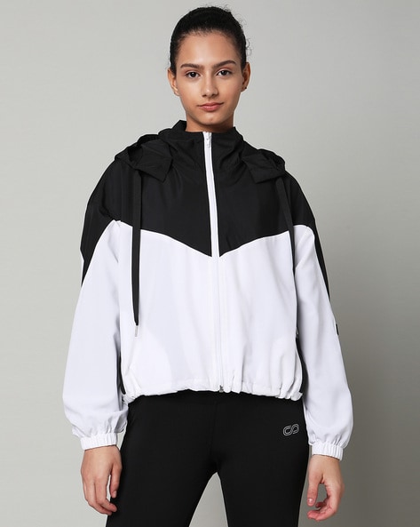 Nike windrunner women's hot sale black and white