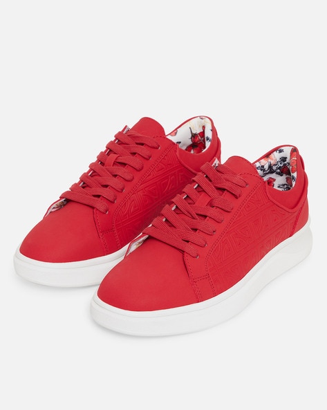 Details more than 147 red sneakers women super hot