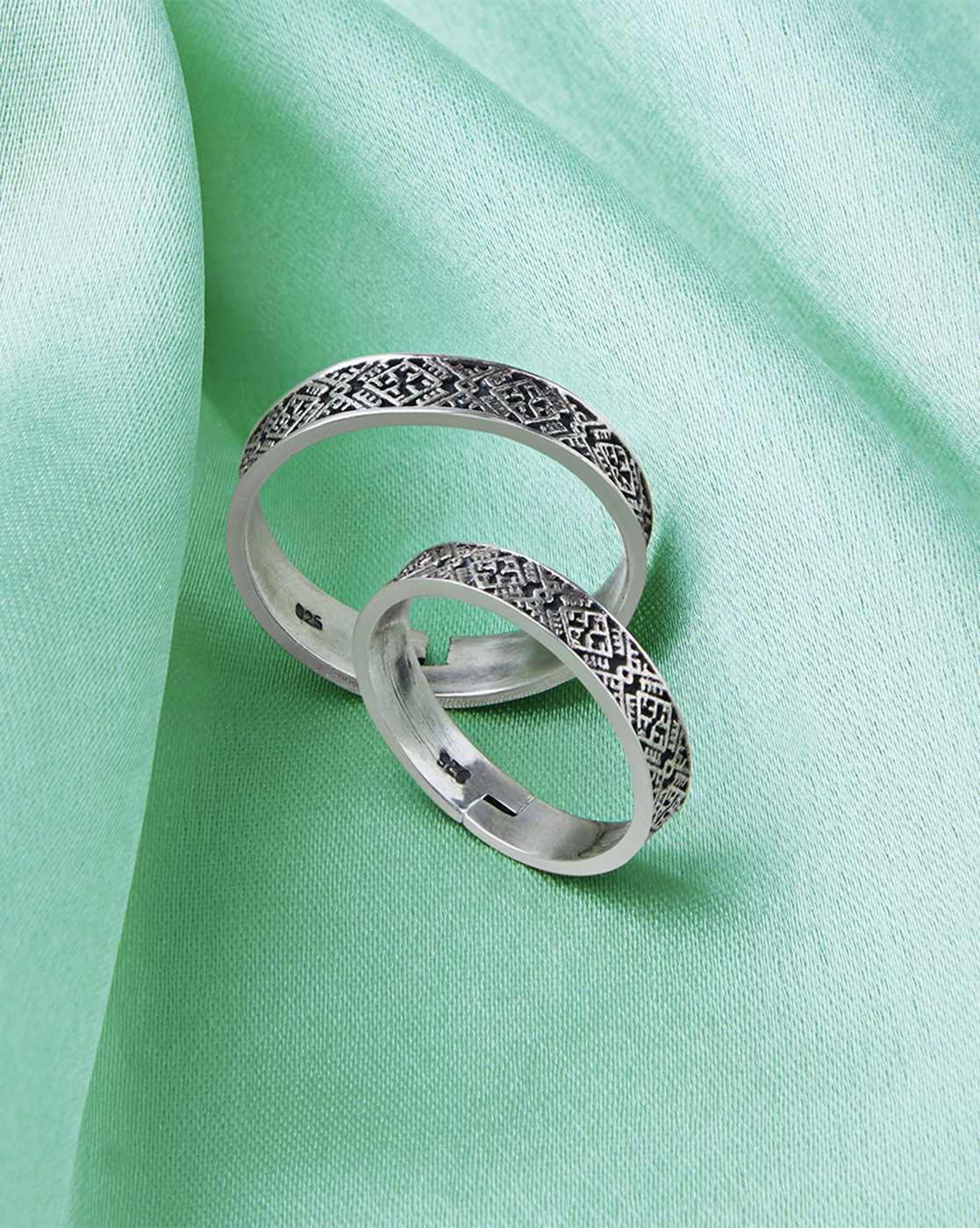 vacht zonlicht esthetisch Buy Silver Rings for Women by Giva Online | Ajio.com