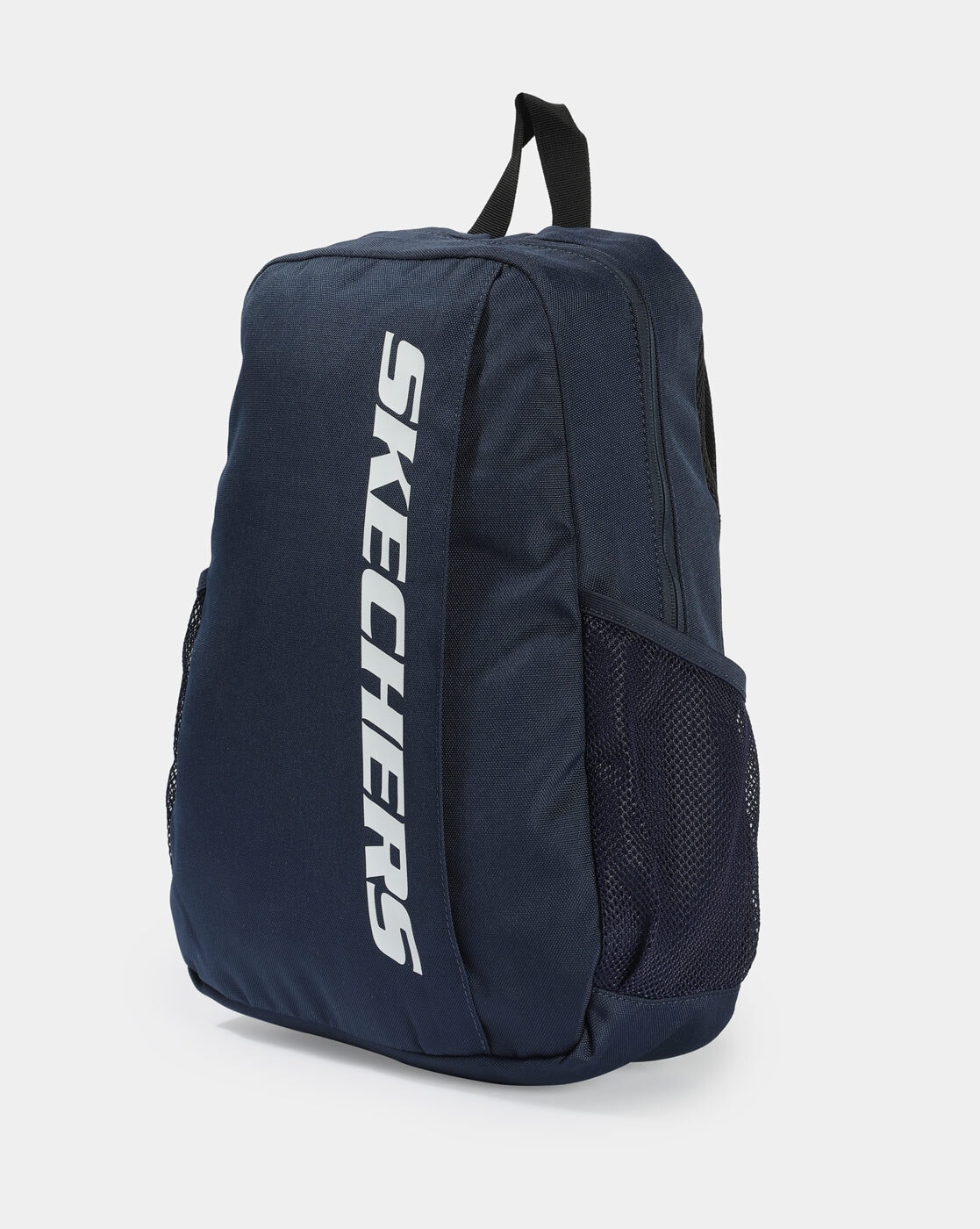 Centro Shoes - Get a Skechers laptop backpack worth Rs. 1,999 for an  attractive price of Rs. 499 on purchase of Rs. 3,999 and more #centro #sale  #offers #discounts #dufflebag #laptopbag #luggagebag #