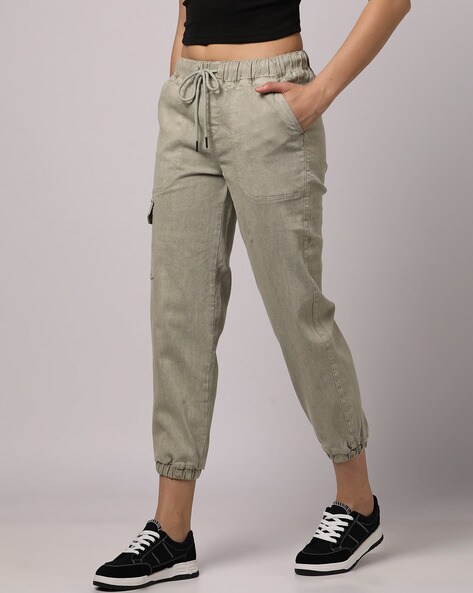 Women Grey Regular Fit Solid Casual Jogger Pants