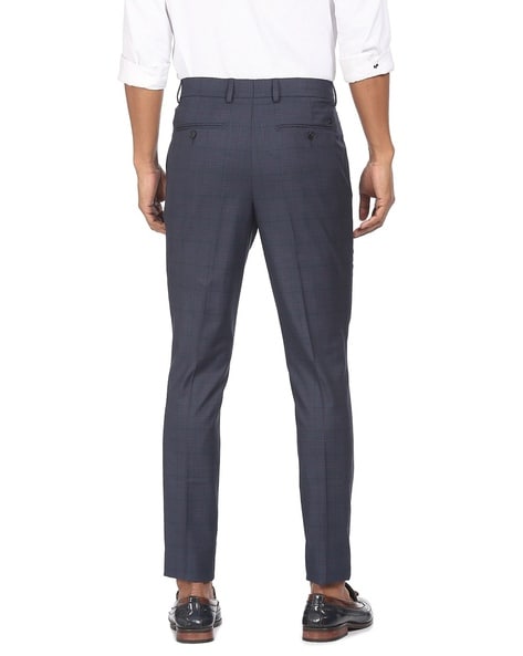 Choosing and Styling Formal Trousers for Men