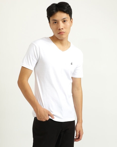 white colour t shirt online