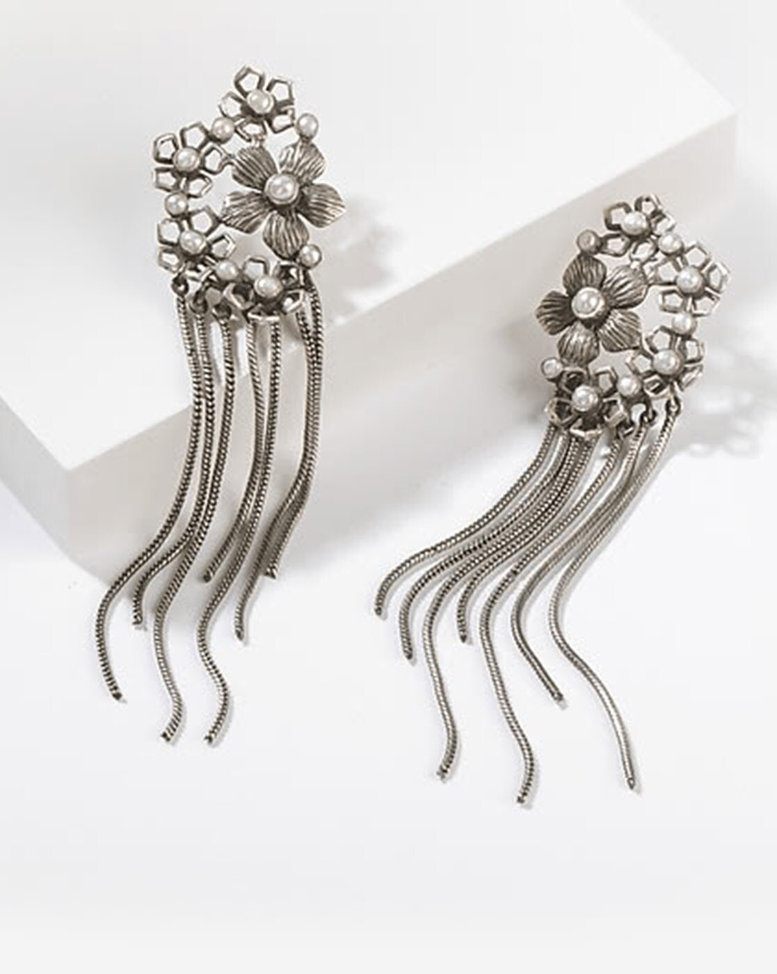 Buy SHAYA BY CARATLANE Lady Luck Earrings in 925 Silver | Shoppers Stop