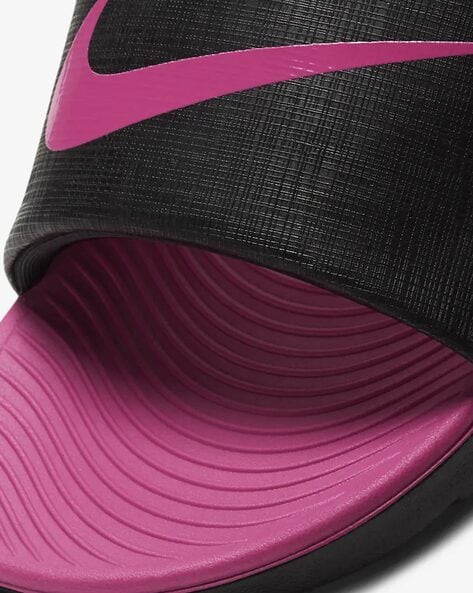 Nike slippers pink and black new arrivals