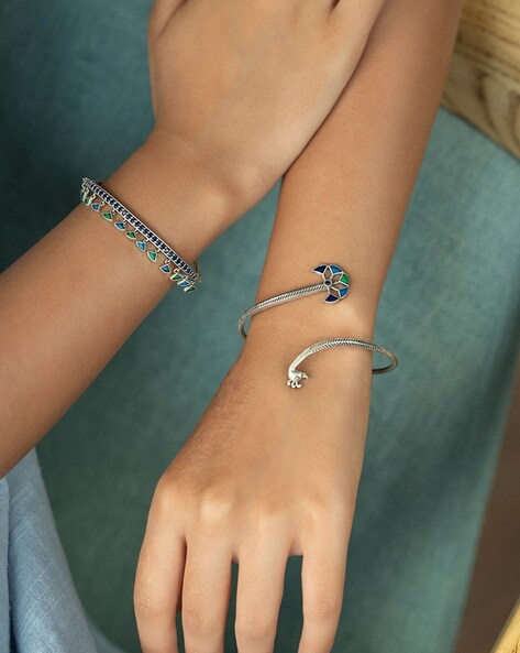 Buy Shaya by CaratLane Phuli Inspired Hinge Bracelet in 925 Silver at  Amazon.in