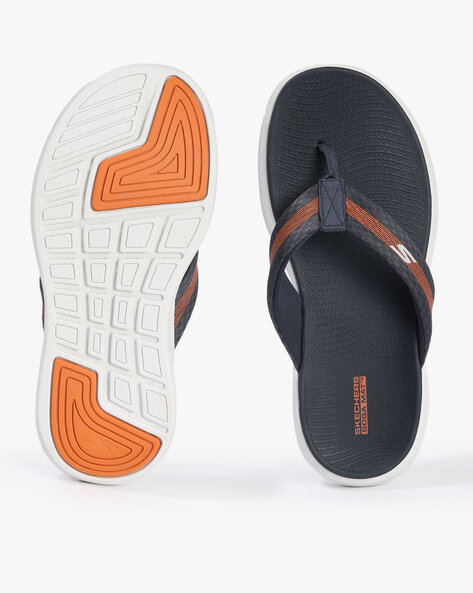 Goga mat 2024 sandals