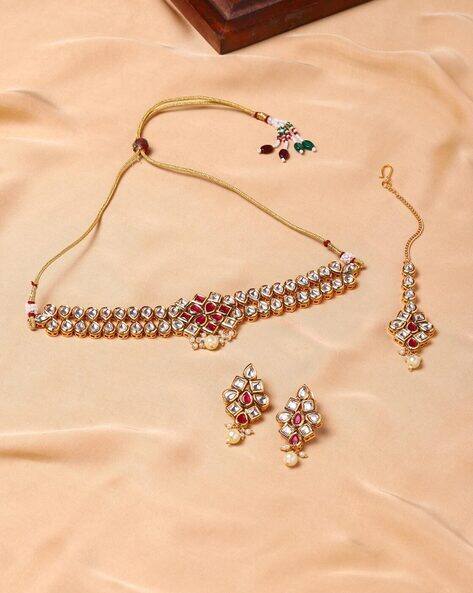 Voylla Stone-Studded Choker Necklace with Earrings & Maangtikka