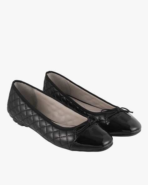 Catwalk Quilted Ballerinas with Bow Accent