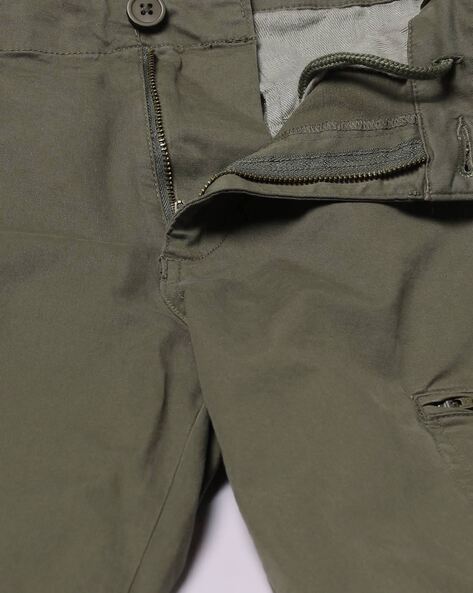Always Combat Ready Cargo Pants a 90s fashion throwback origins circa  the 1940s  QM Fashion
