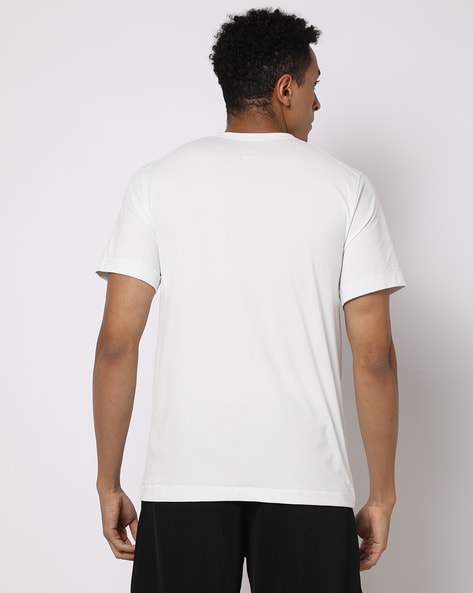 Buy White Tshirts for Men by NIKE Online