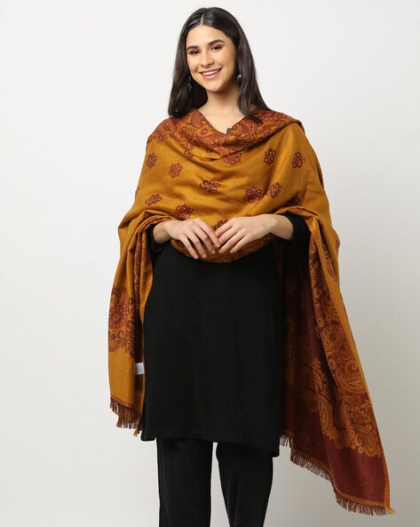 Leaf Pattern Shawl with Tassels Price in India