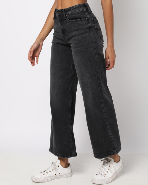 Lightly Washed Wide Leg Jeans