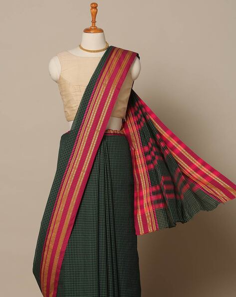 Buy Red Sarees for Women by Pratibimb Online | Ajio.com