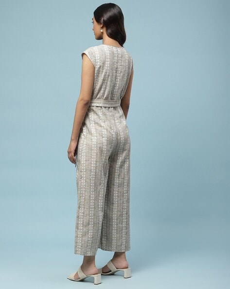 KUMA JUMPSUIT, With V-neck