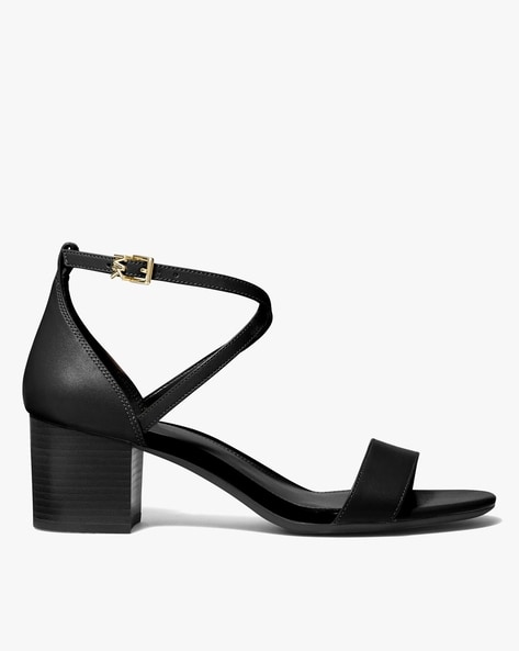 Michael kors black and white 2024 sandals