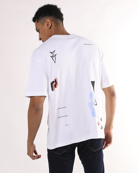 Buy White Tshirts for Men by ALTHEORY Online | Ajio.com