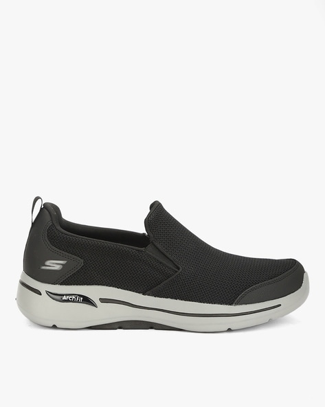 Skechers shoes price online in dubai