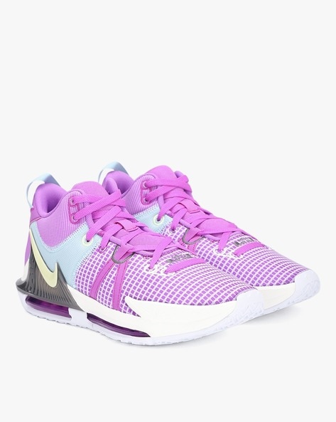 Nike lebron sales 7 purple