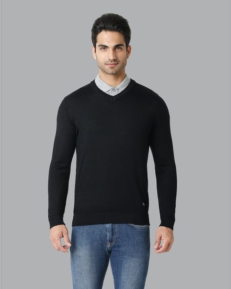 Athleisure V-Neck Long Sleeve Sweater