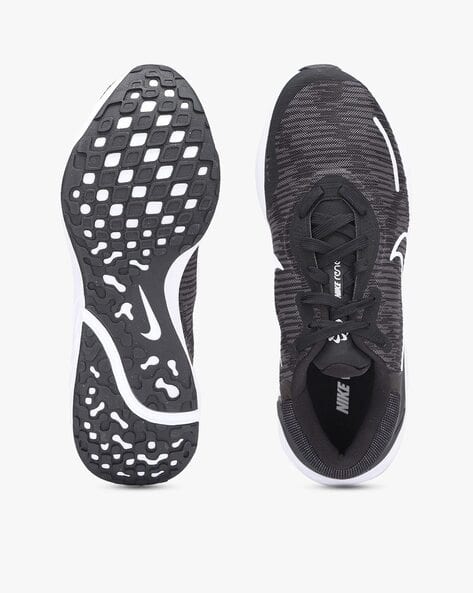 Buy Black Grey Sports Shoes for Men by NIKE Online