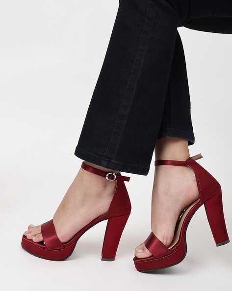 Buy Monrow Textured Maroon Block Heels at Redfynd | Heels online, Heels,  Monrow