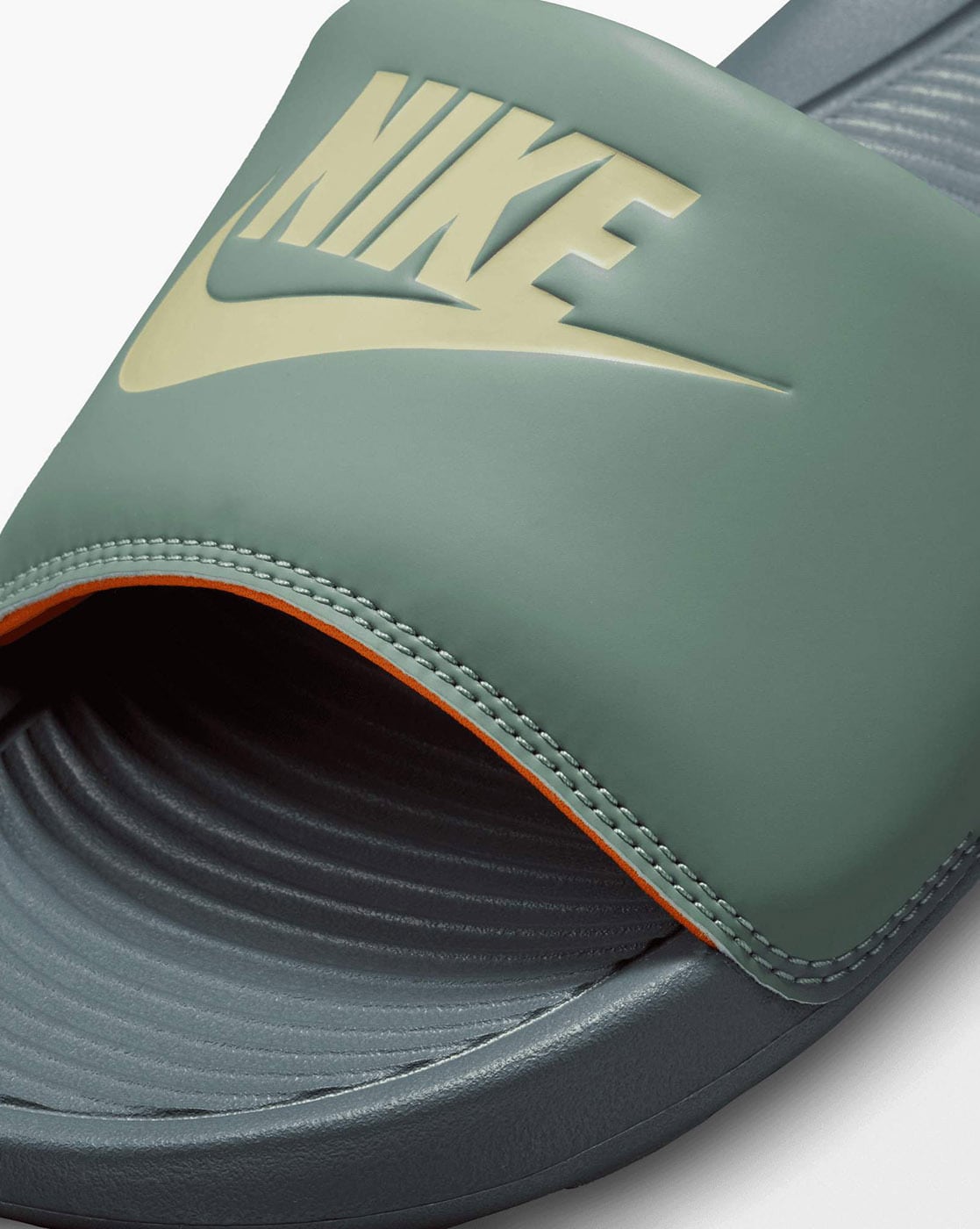 Army green hot sale nike slides