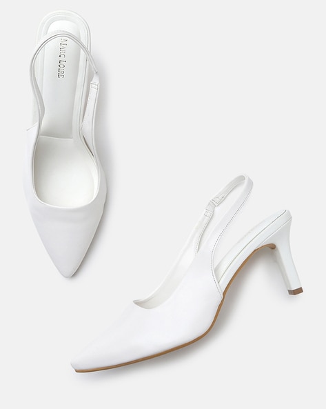 White best sale pointed sandals