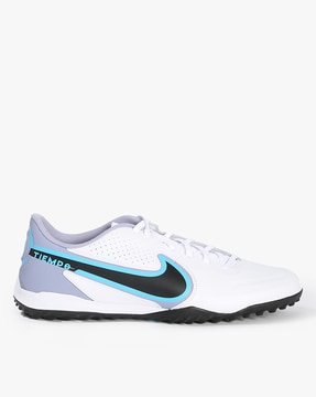 Nike sales clothing online