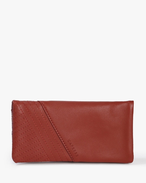 Buy Caprese Maroon Synthetic Leather Solid Women Handheld Bag Online at  Best Prices in India - JioMart.