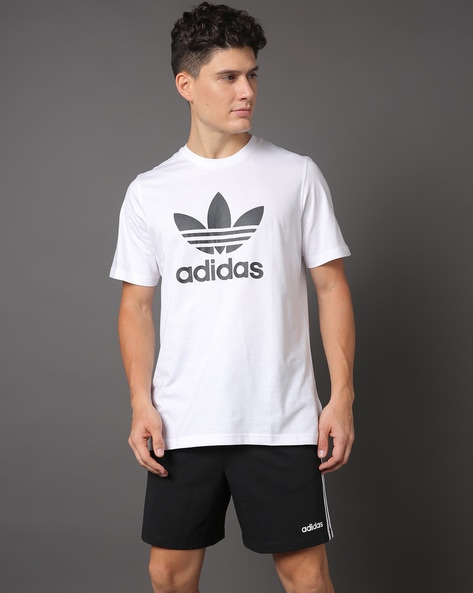 Adidas removes its name from its logo ahead of the 2022 World Cup – The  Brand Inquirer / Worldwide Branding and Graphic Design News and Inspiration