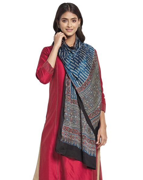 Printed Stole with Stitched Edges Price in India