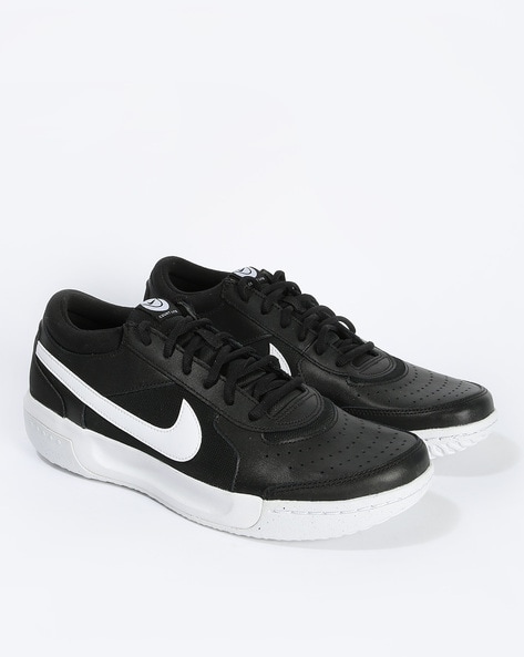 Nike tenni hot sale shoes