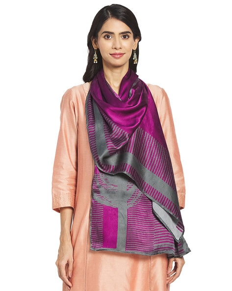 Striped Stole with Stitched Edges Price in India