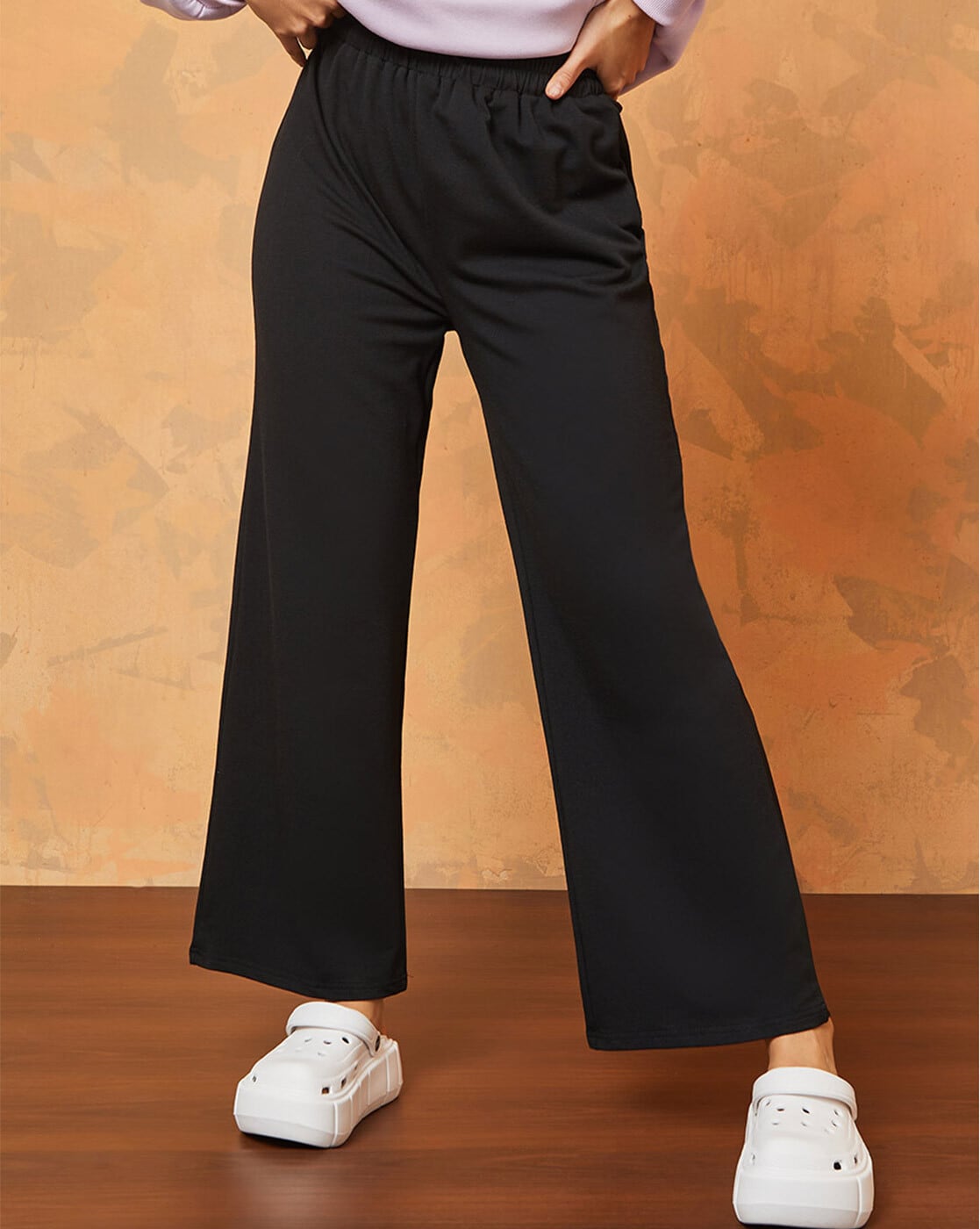 Buy Women Black Regular Fit Solid Casual Trousers Online  808087  Allen  Solly