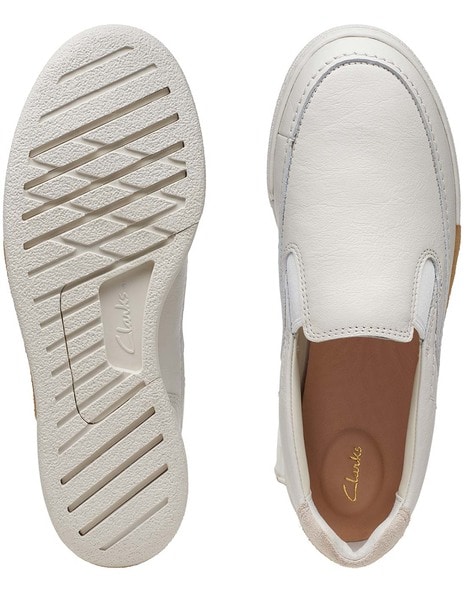 Clarks white 2025 flat shoes