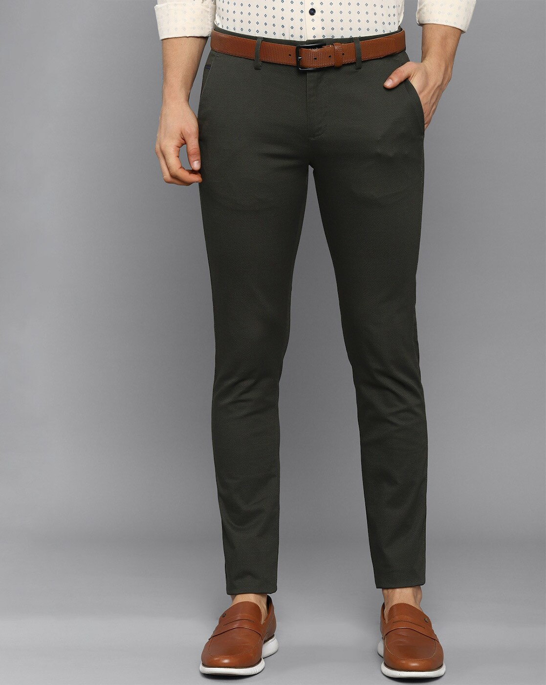 Buy Men Grey Regular Fit Solid Formal Trousers Online  23323  Allen Solly