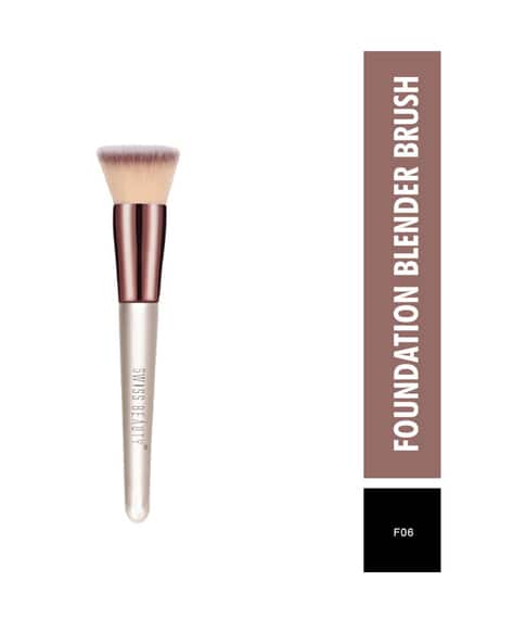 Swiss Beauty Foundation Blender Brush